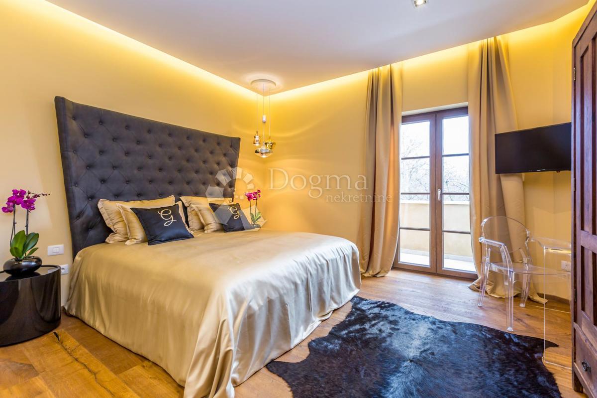 Casa Juršići, Svetvinčenat, 222m2