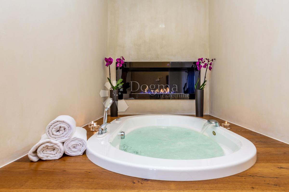 Casa Juršići, Svetvinčenat, 222m2