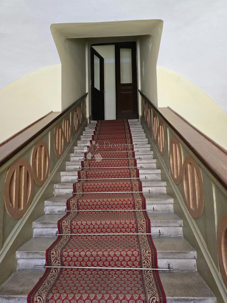 Allogio Centar, Varaždin, 182m2