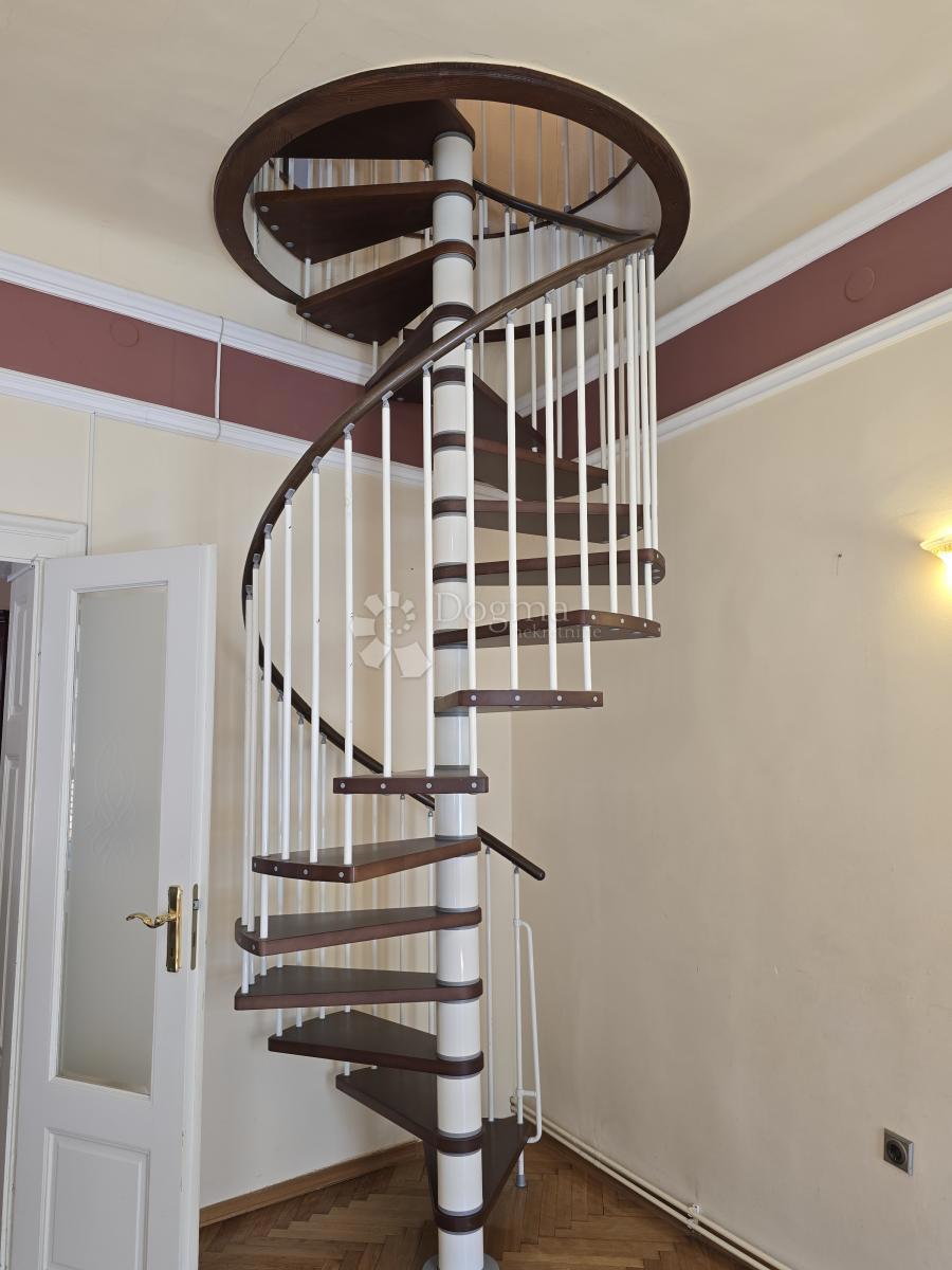 Allogio Centar, Varaždin, 182m2