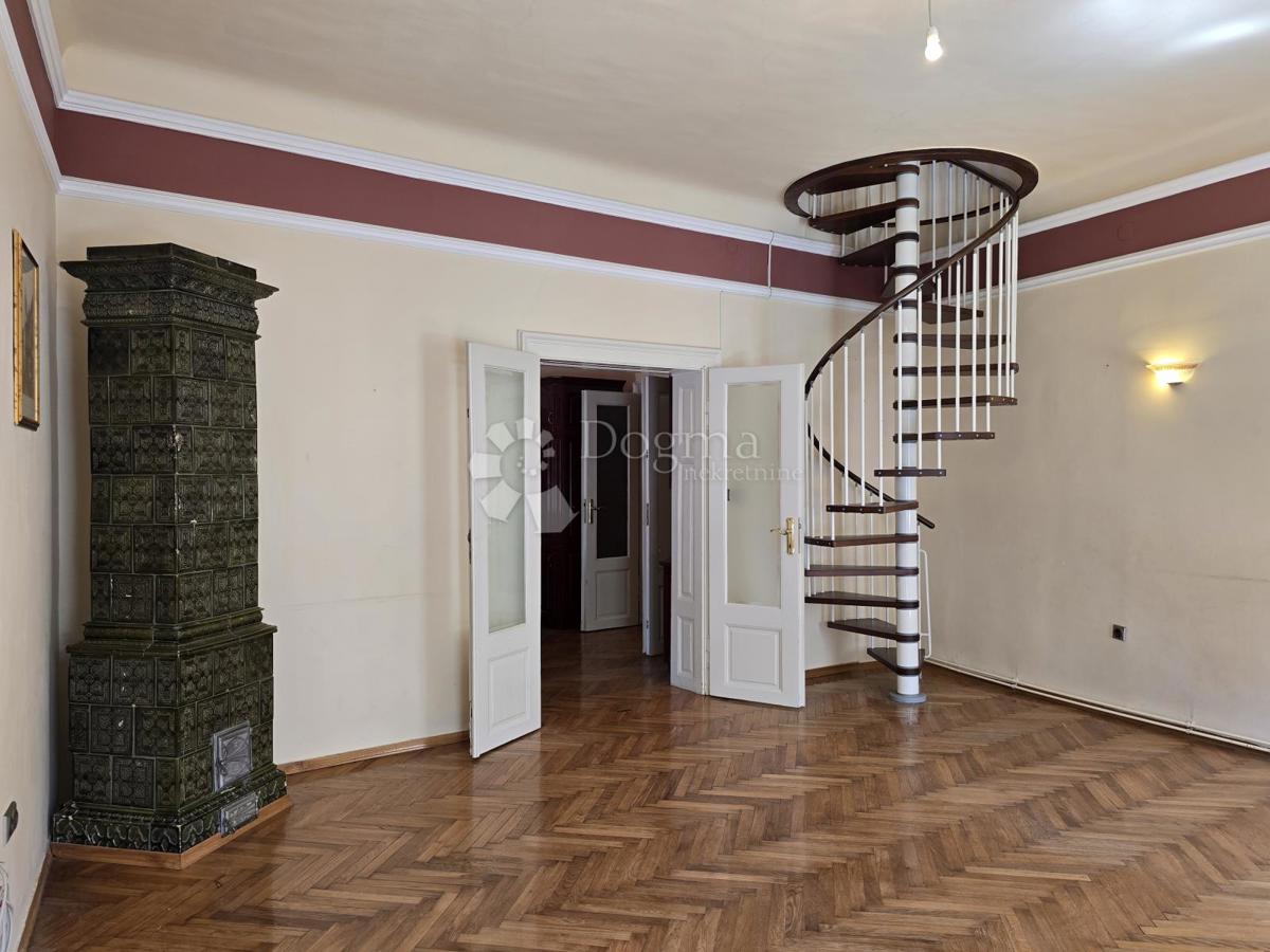 Allogio Centar, Varaždin, 182m2