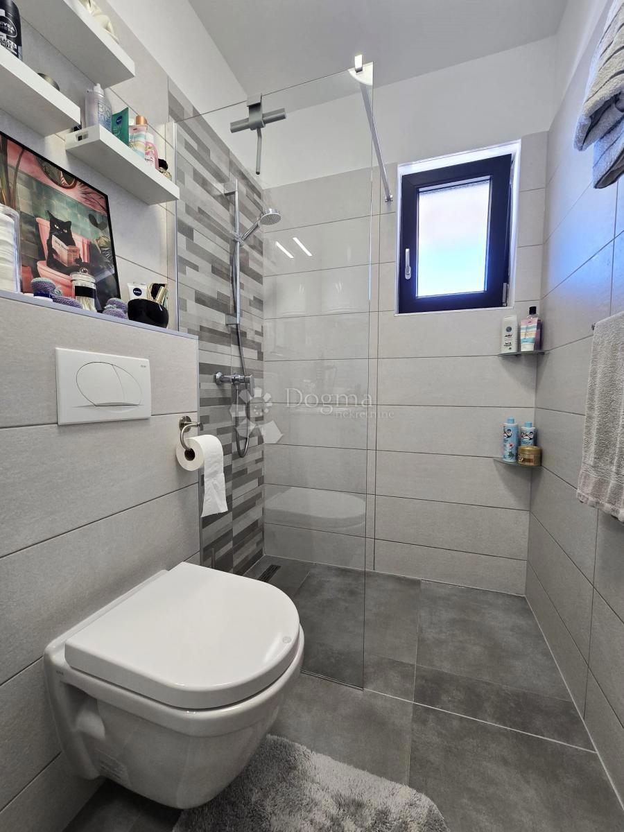 Allogio Štinjan, Pula, 54,86m2