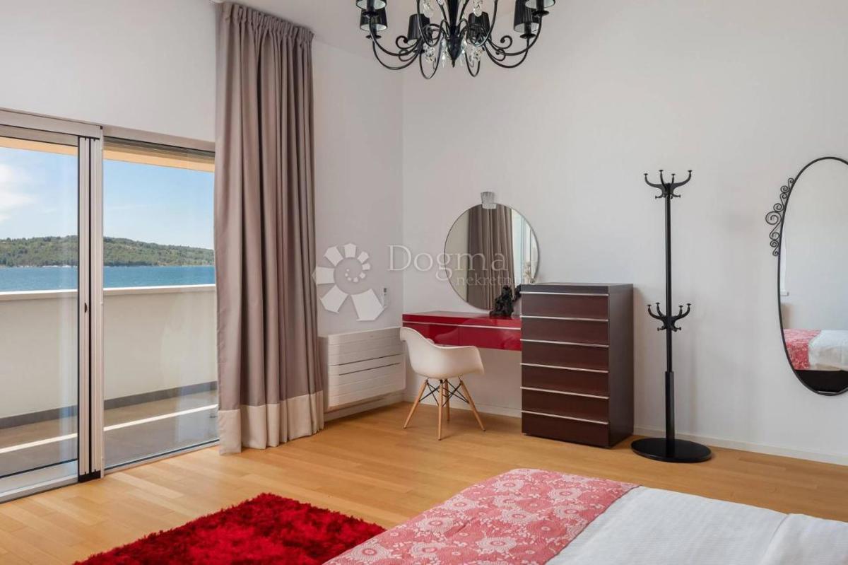 Casa Zablaće, Šibenik - Okolica, 700m2