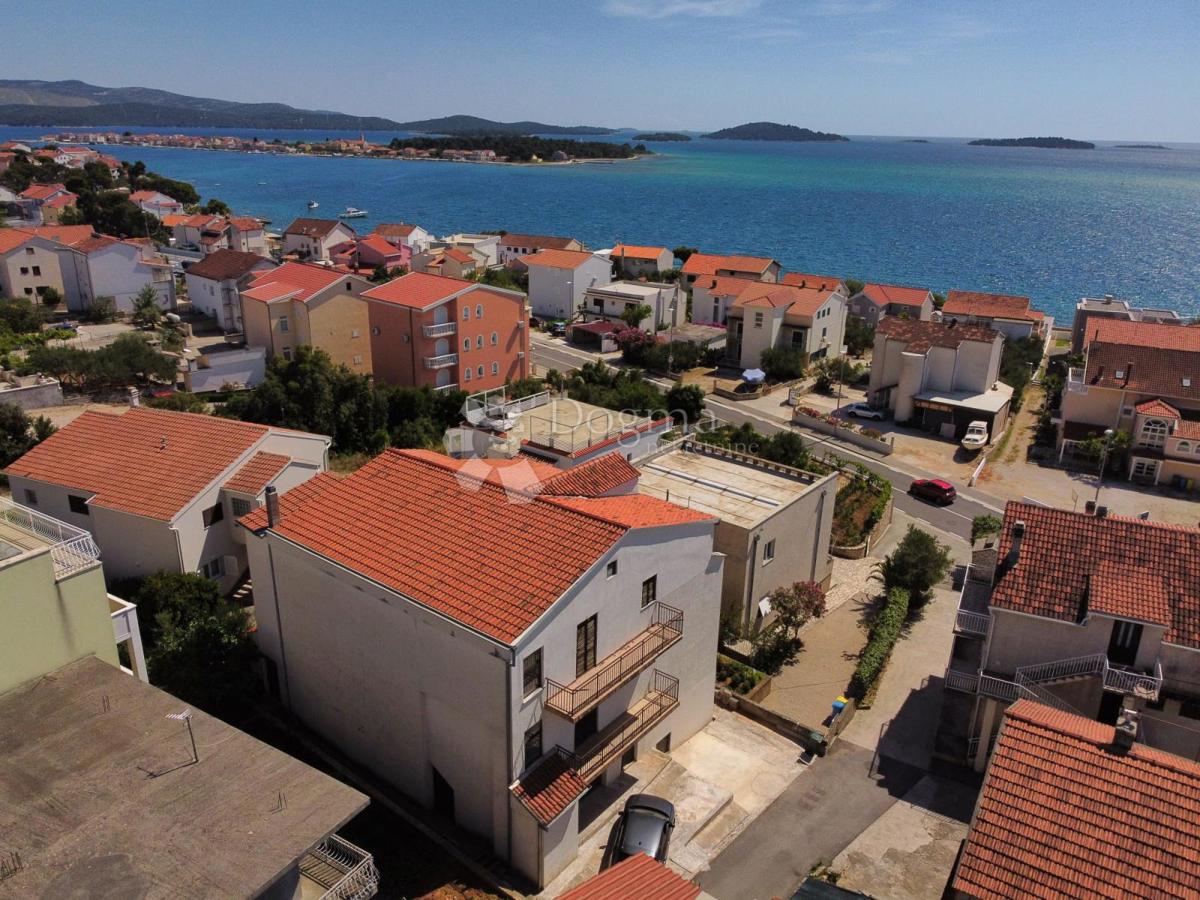 Casa Brodarica, Šibenik - Okolica, 472m2