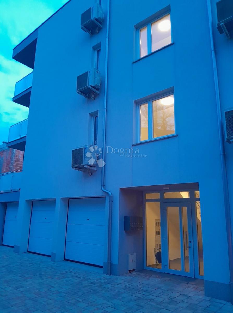 Allogio Srdoči, Rijeka, 163,30m2