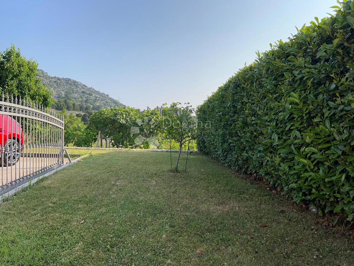 Casa Klis, 422,23m2