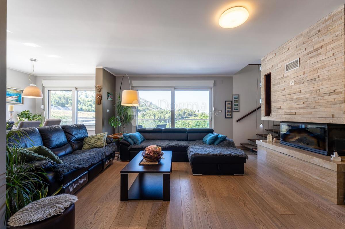 Casa Klis, 422,23m2