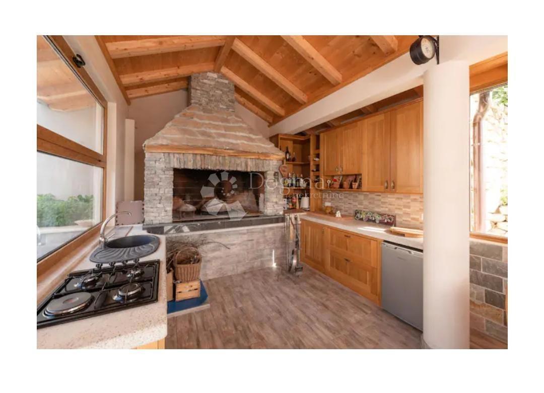 Casa Klis, 422,23m2