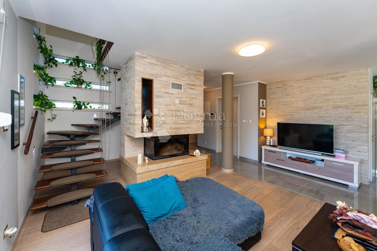 Casa Klis, 422,23m2