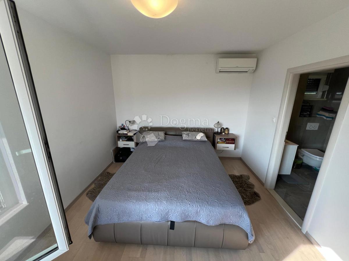 Casa Klis, 422,23m2