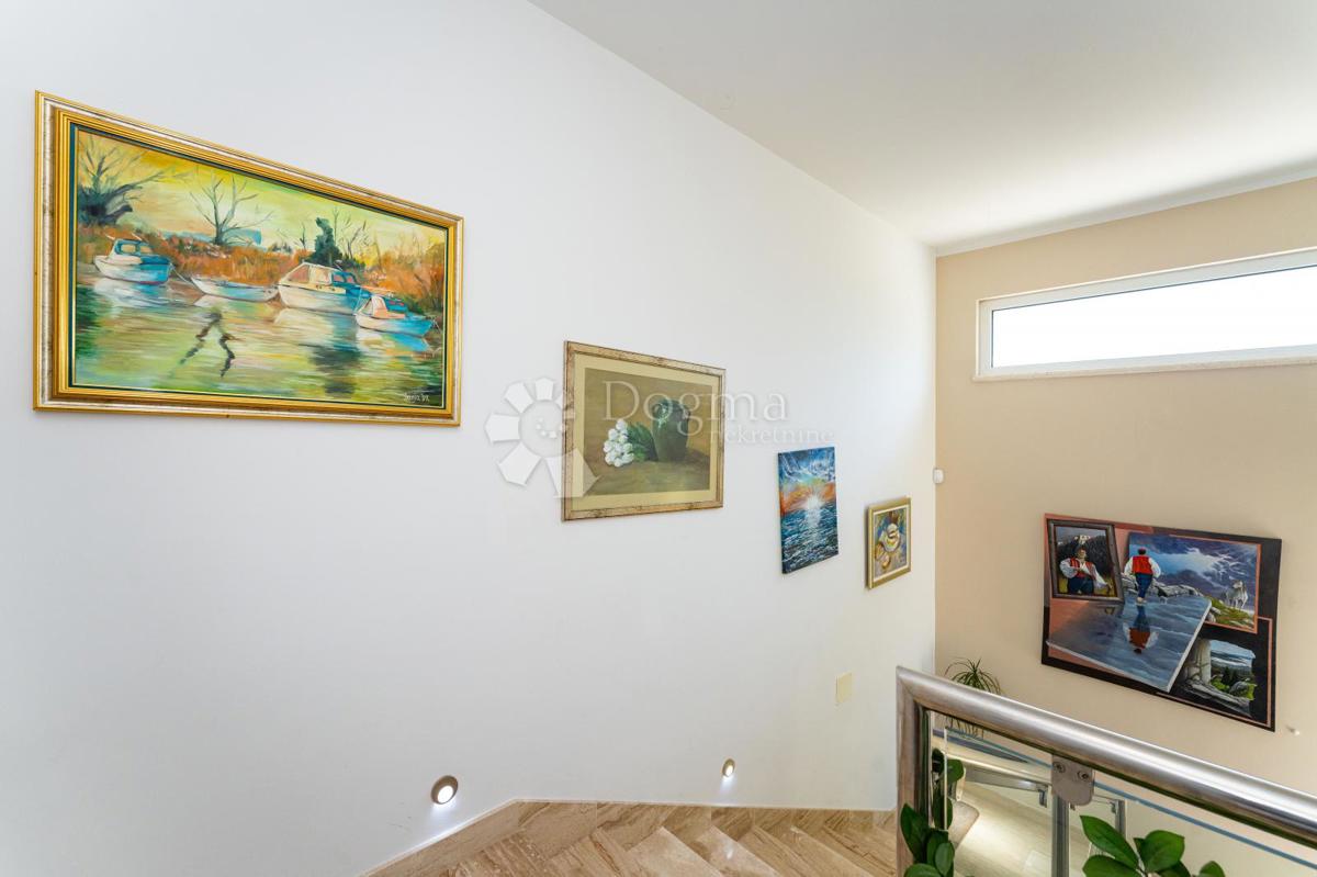 Casa Klis, 422,23m2