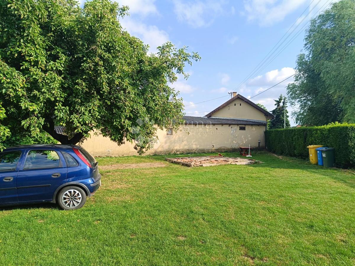 Casa Brođanci, Bizovac, 5.279m2