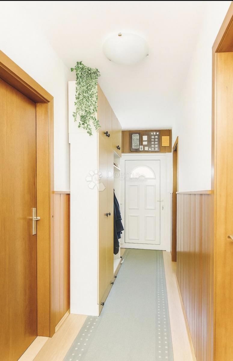 Allogio Kaštel Stari, Kaštela, 82m2