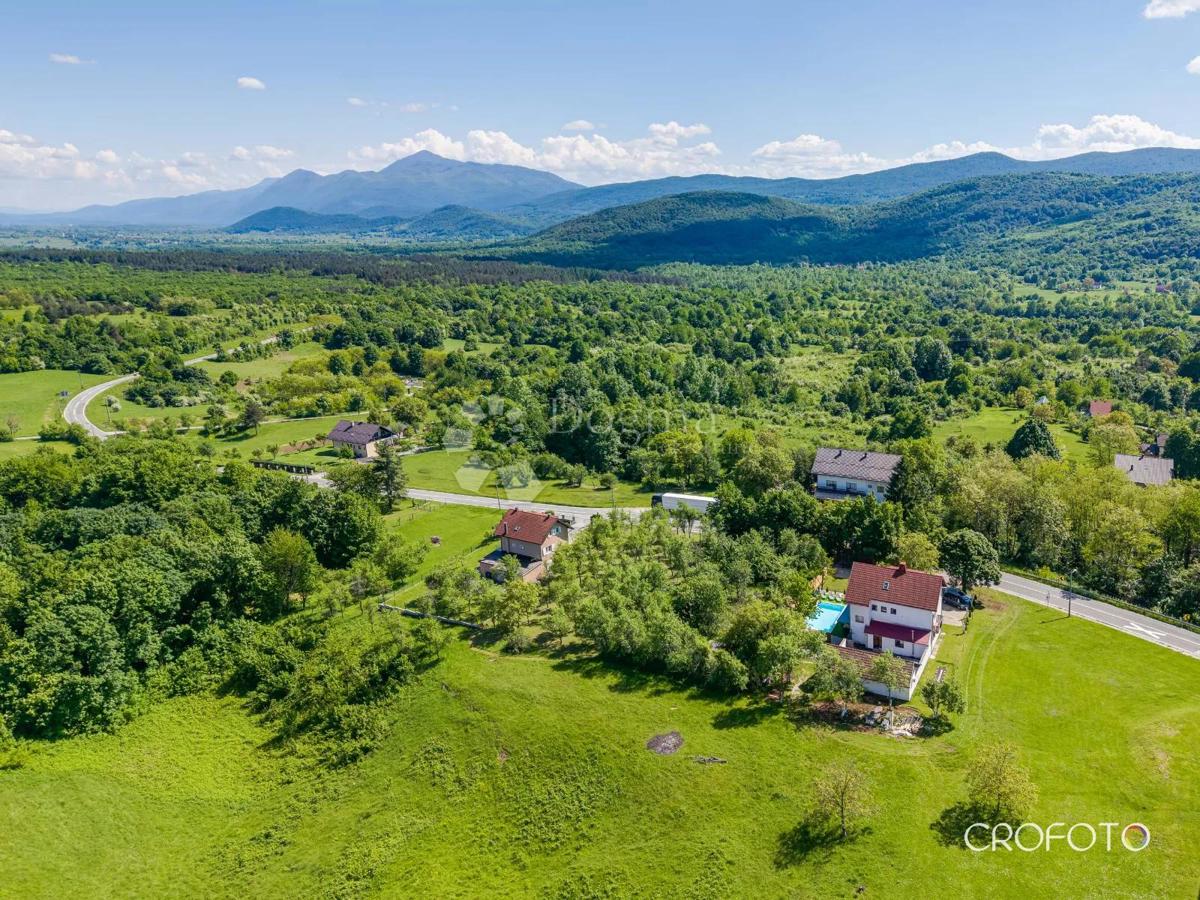 Casa Drežnik Grad, Rakovica, 385m2