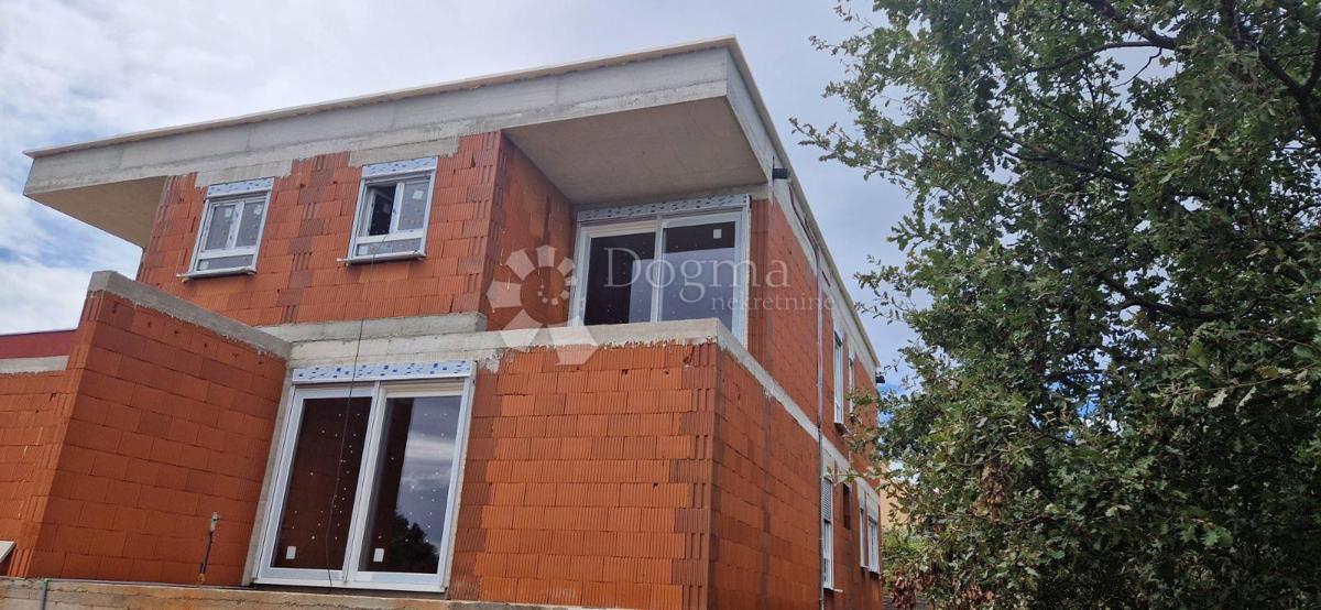 Allogio Ližnjan, 66,60m2