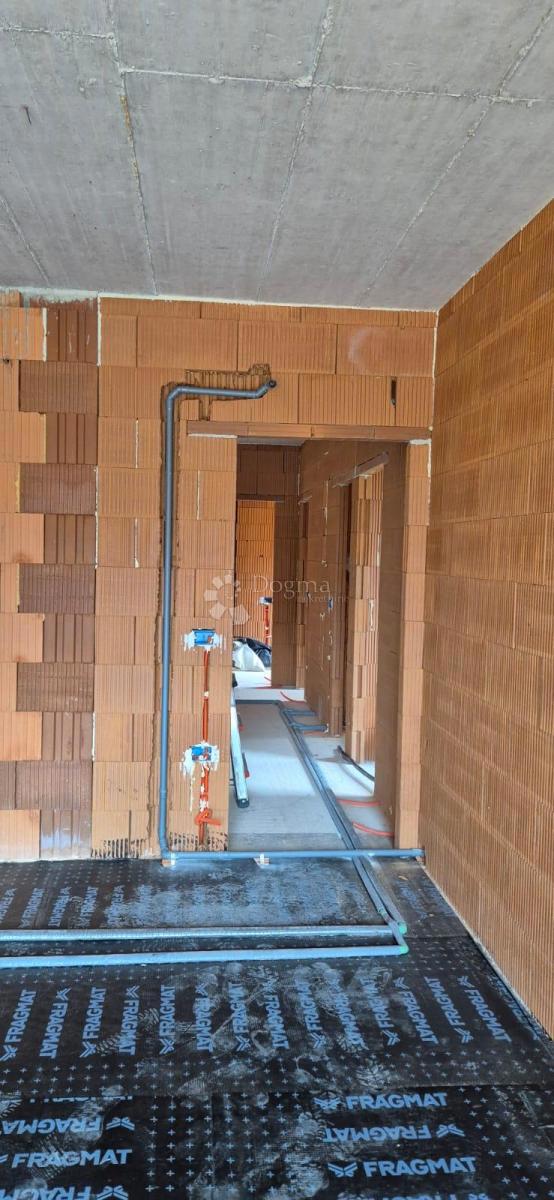 Allogio Ližnjan, 66,60m2