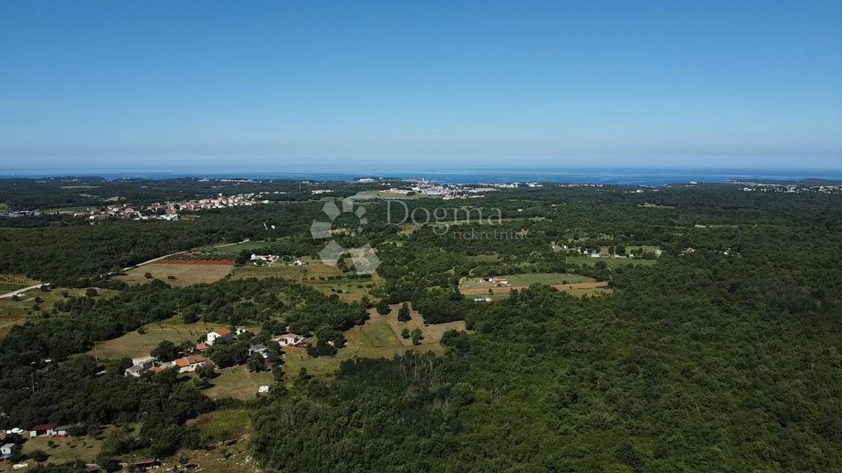 BELLA VILLA MODERNA NEI DINTORNI DI PARENZO