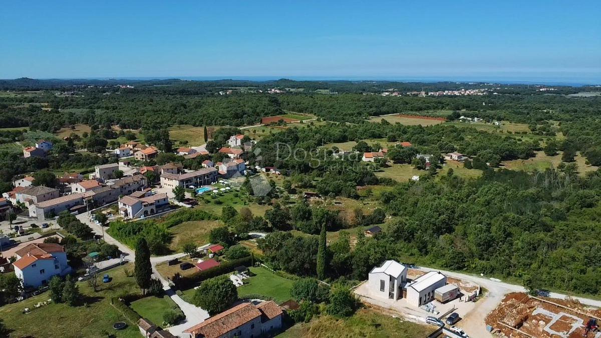 BELLA VILLA MODERNA NEI DINTORNI DI PARENZO