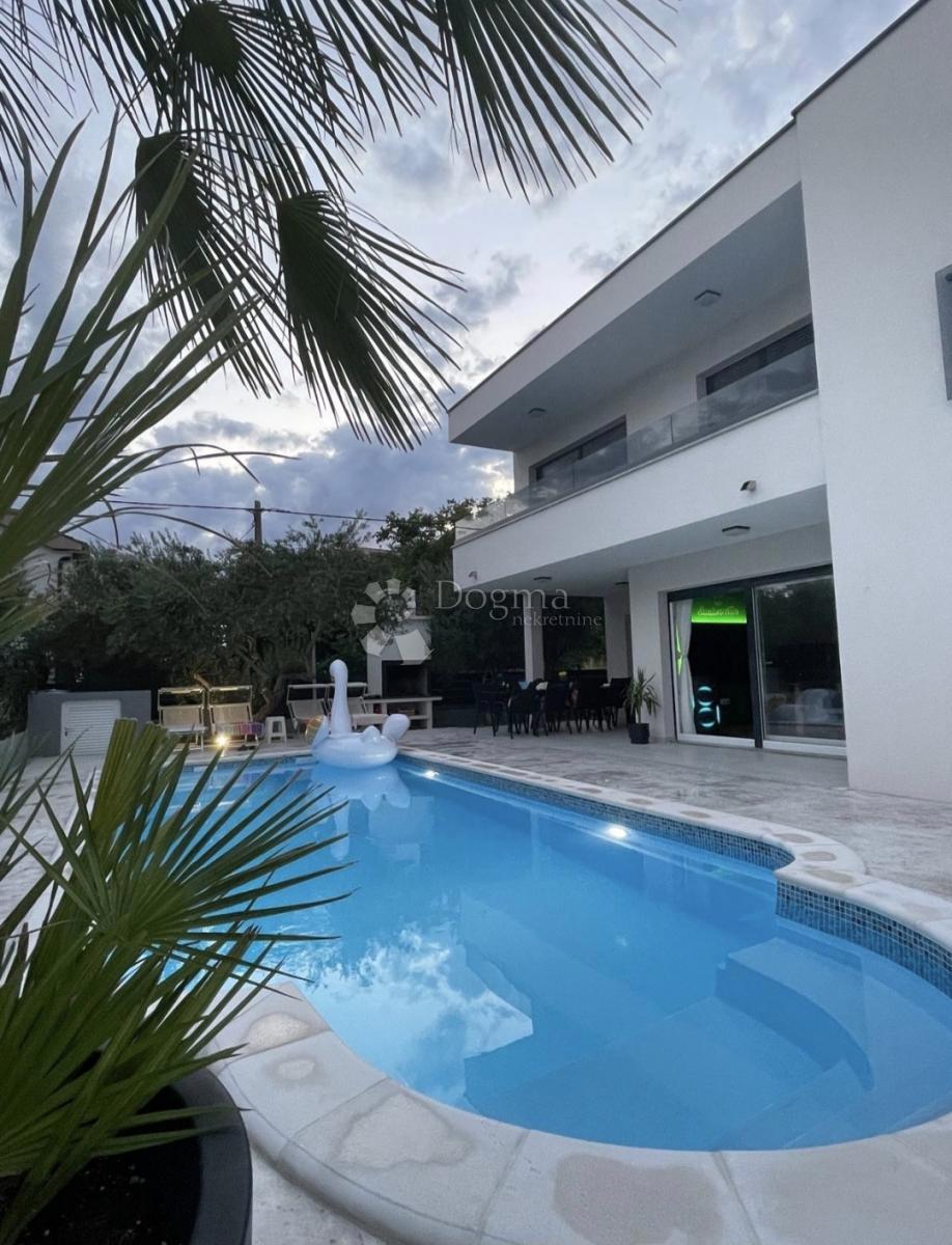 Casa Kaštel Stari, Kaštela, 180m2