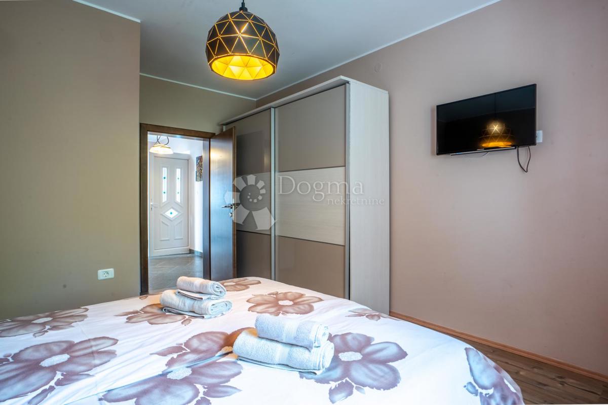 Casa Valdebek, Pula, 215m2