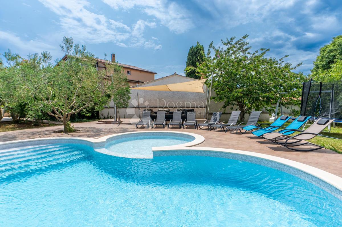 Casa Valdebek, Pula, 215m2