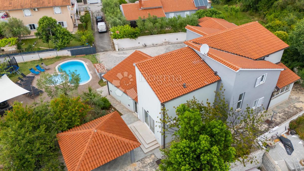 Casa Valdebek, Pula, 215m2