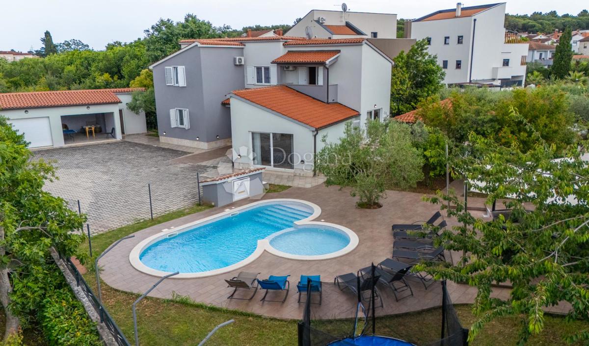 Casa Valdebek, Pula, 215m2