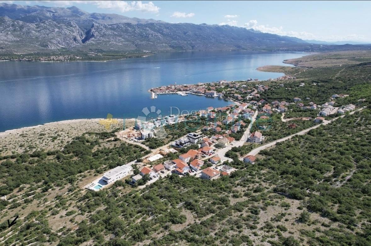 Terreno agricolo Vinjerac, Posedarje, 2.243m2