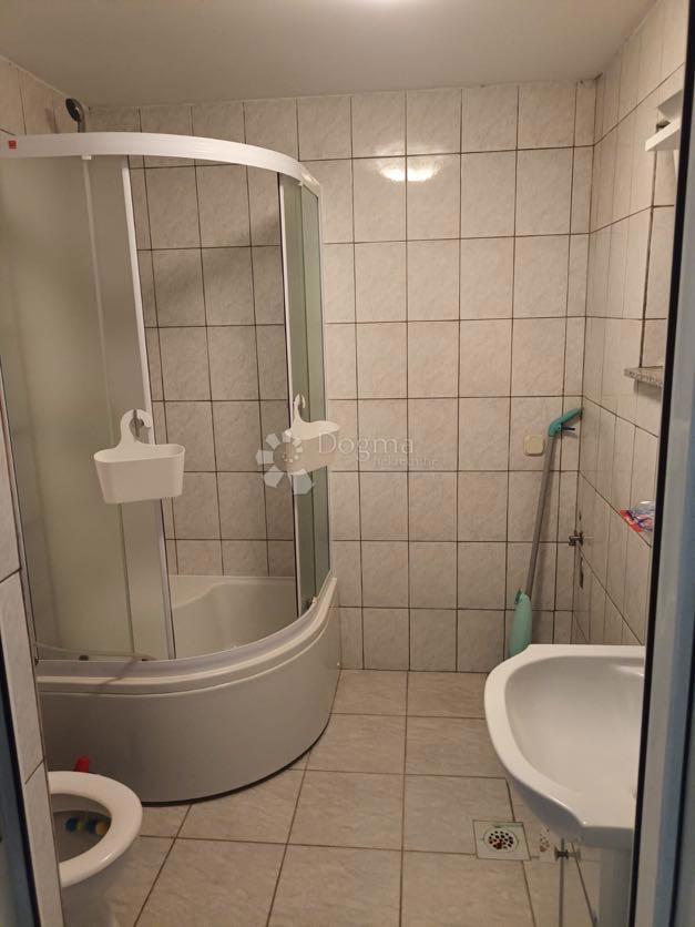 Casa Budak, Gospić - Okolica, 200m2