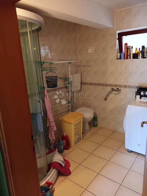 Casa Budak, Gospić - Okolica, 200m2