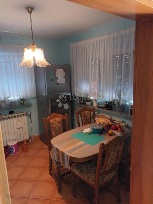 Casa Budak, Gospić - Okolica, 200m2