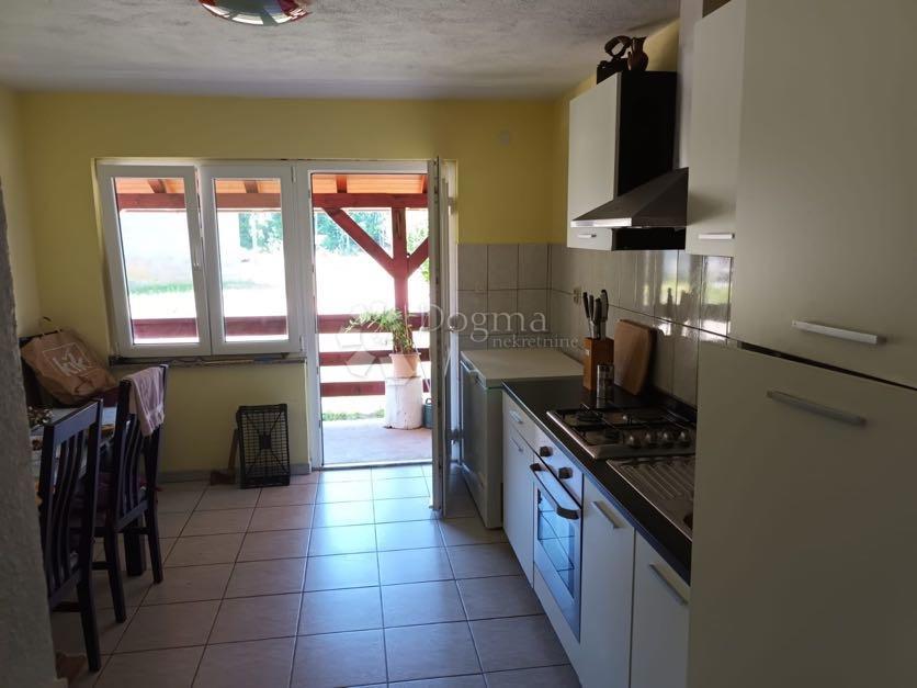 Casa Budak, Gospić - Okolica, 200m2