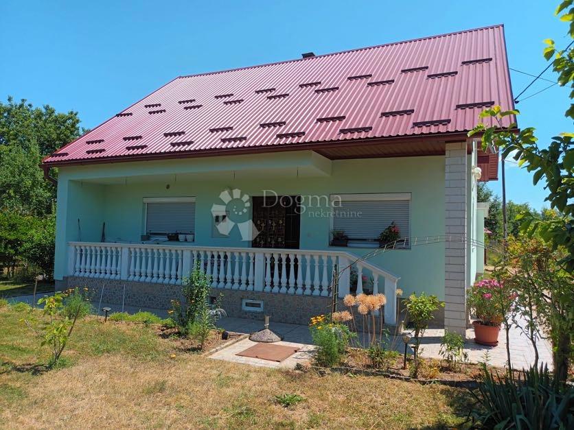 Casa Budak, Gospić - Okolica, 200m2