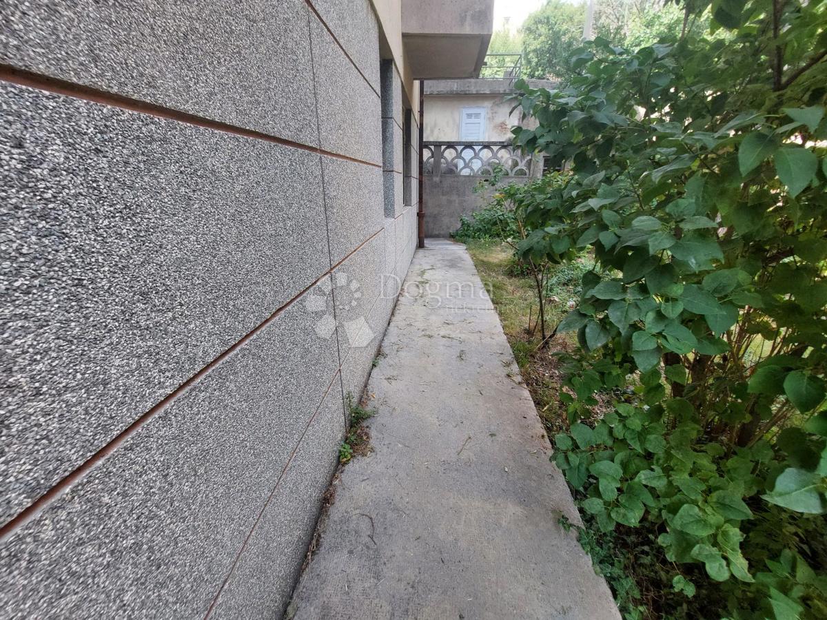 Allogio Vojak, Rijeka, 58,62m2