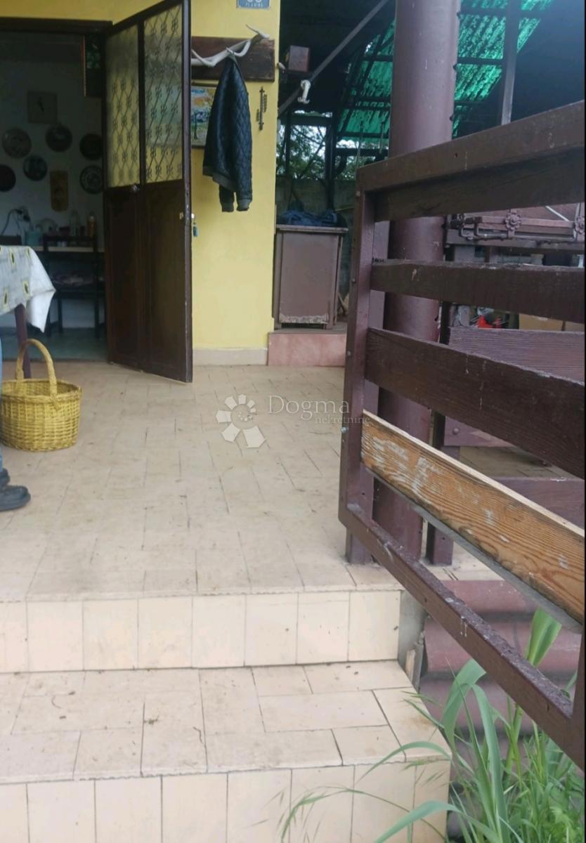 Casa Zmajevac, Kneževi Vinogradi, 67m2