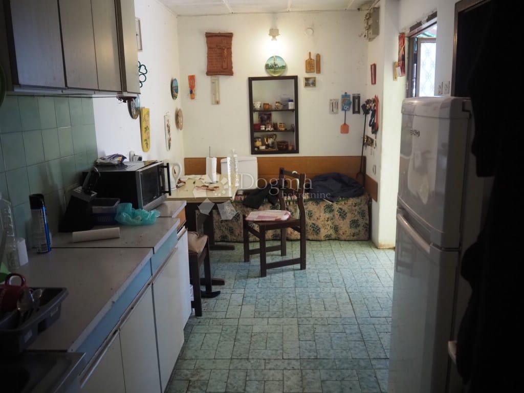 Casa Zmajevac, Kneževi Vinogradi, 67m2