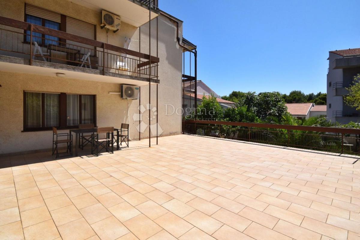 Allogio Sv. Polikarp / Sisplac, Pula, 157m2