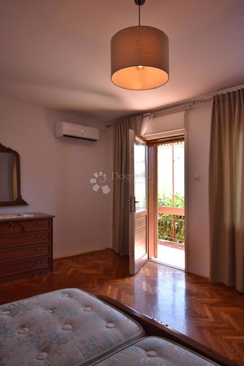 Allogio Sv. Polikarp / Sisplac, Pula, 157m2