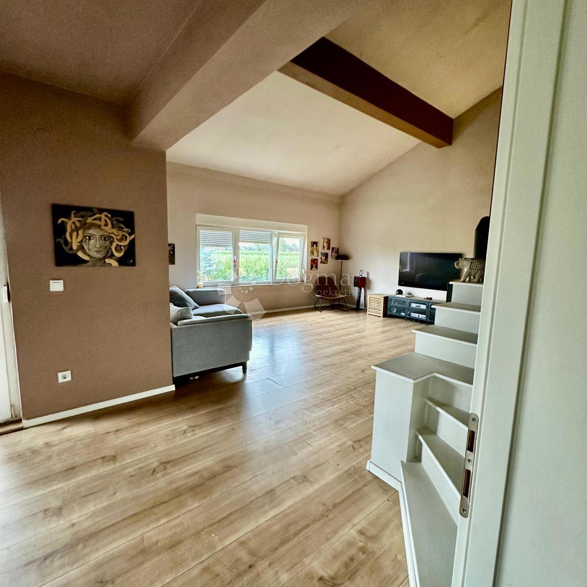 Casa Novaki Oborovski, Rugvica, P, 245m2