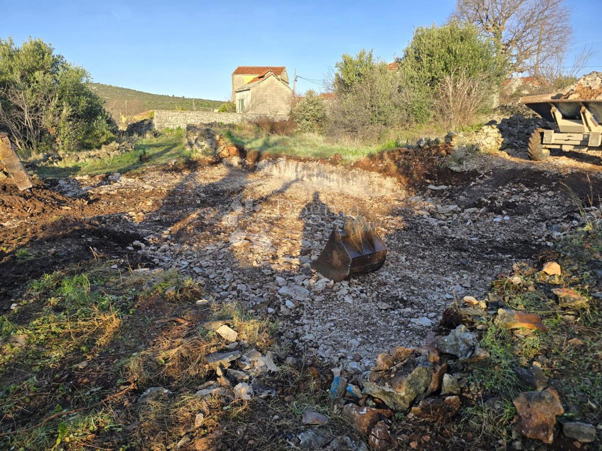 Terreno edificabile Vinišće, Marina, 194m2