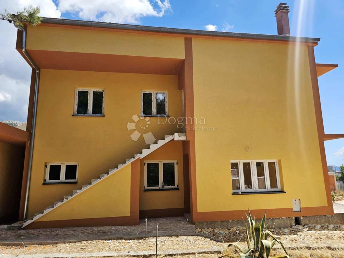 Casa Kaštel Novi, Kaštela, 305m2