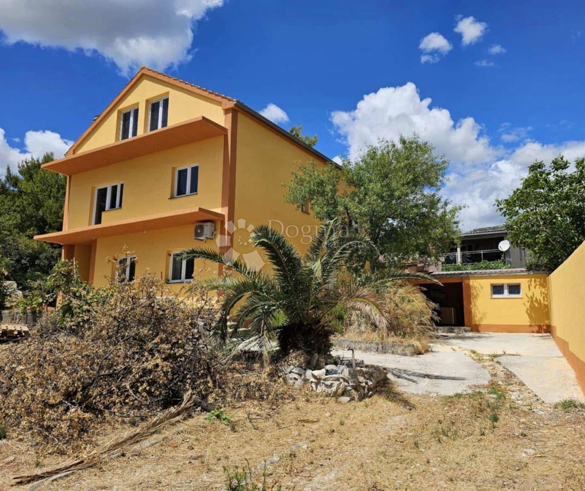 Casa Kaštel Novi, Kaštela, 305m2