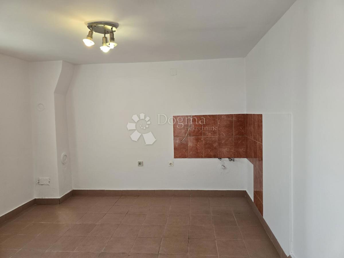 Casa Varaždin Breg, Gornji Kneginec, 120m2