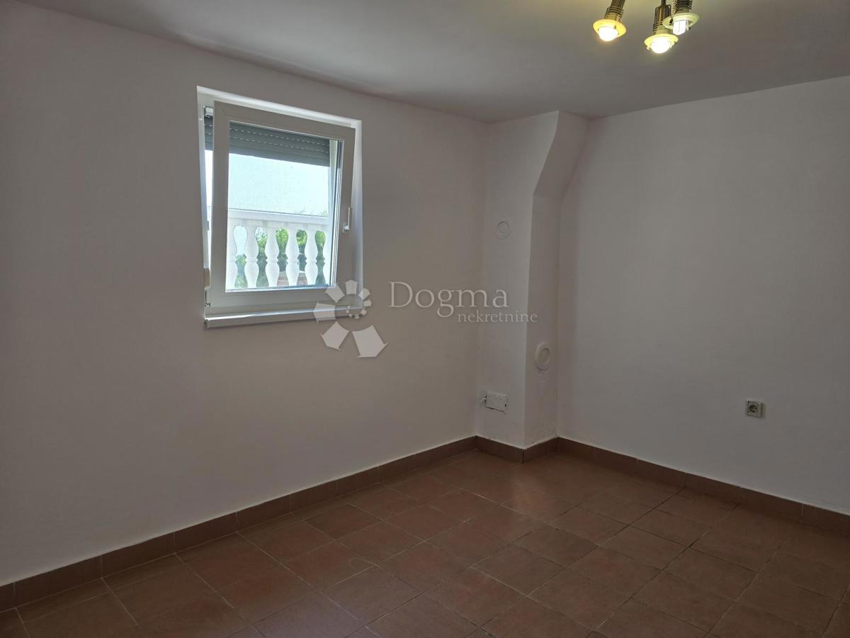 Casa Varaždin Breg, Gornji Kneginec, 120m2