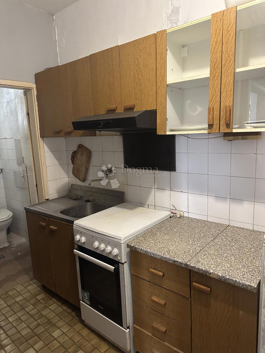 Allogio Crnica, Šibenik, 130m2