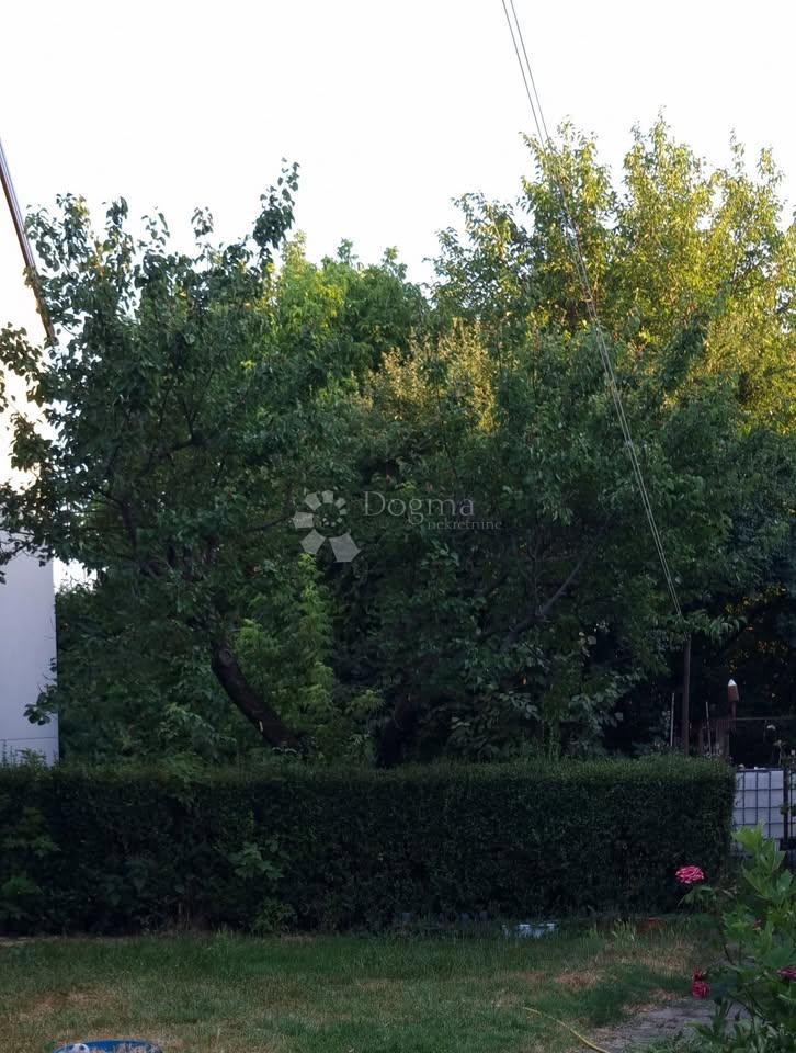 Casa Borovo Naselje, Vukovar, 270m2