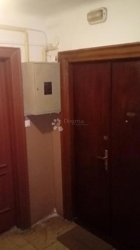 Allogio Centar, Rijeka, 93,70m2