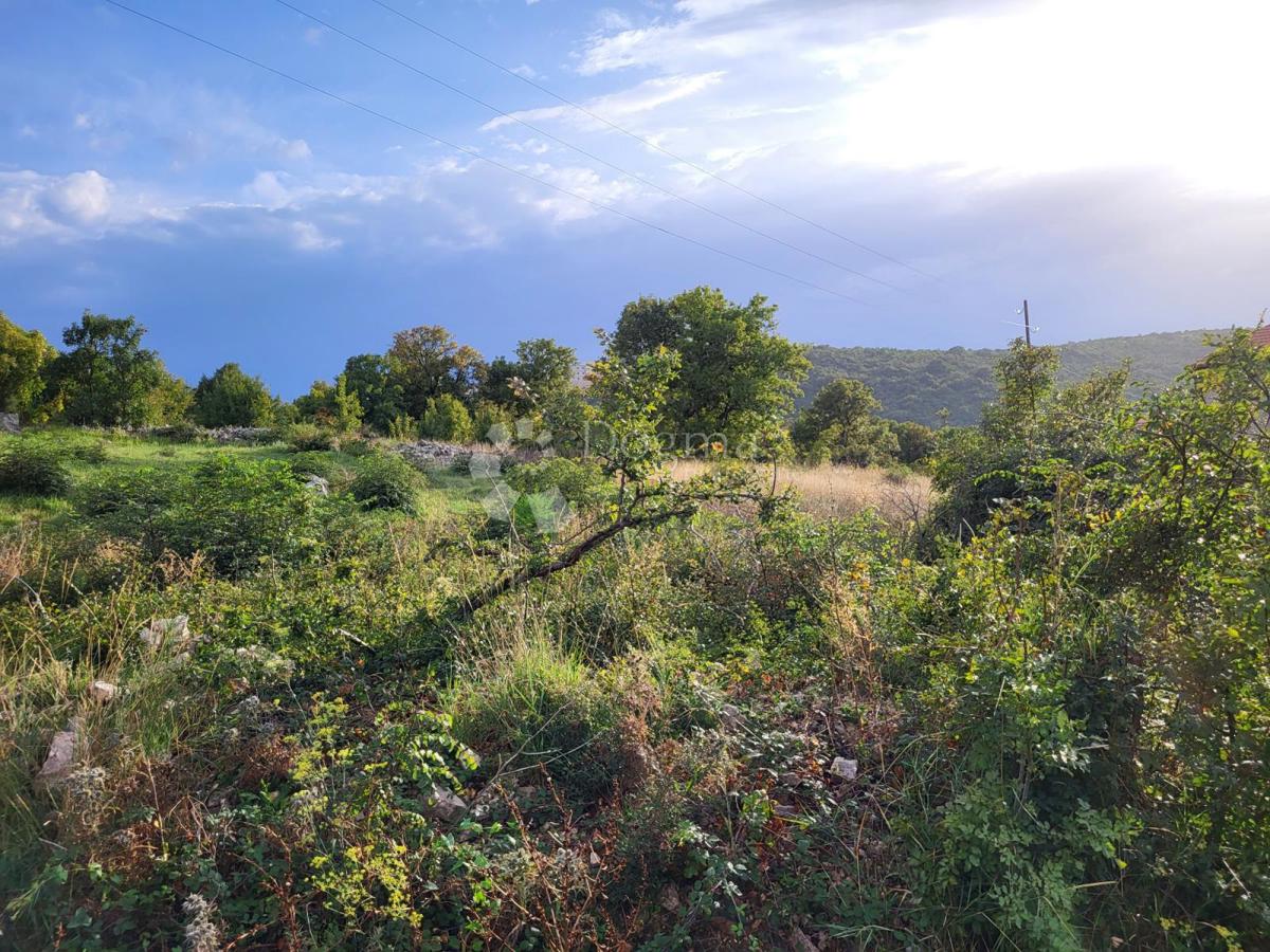 Terreno edificabile Novi Vinodolski, 668m2