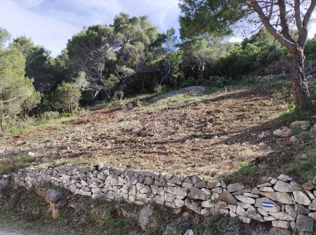 Terreno edificabile Povlja, Selca, 520m2