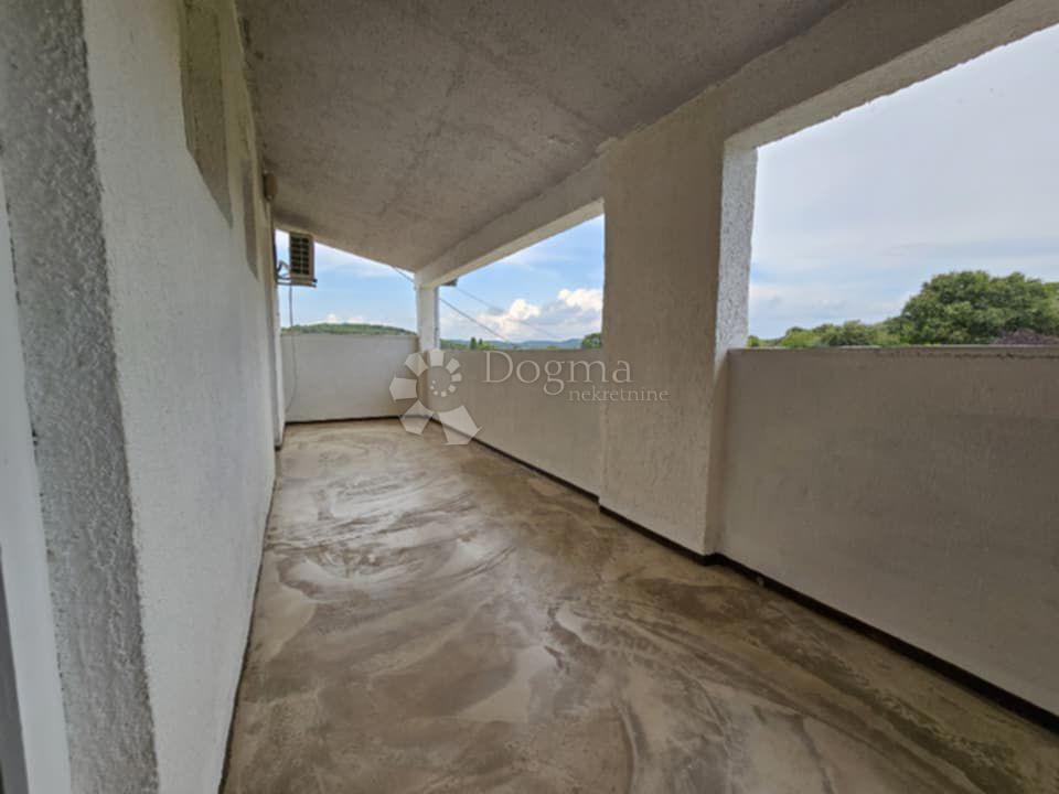 Rovigno -BORIK- 400 m dalla spiaggia